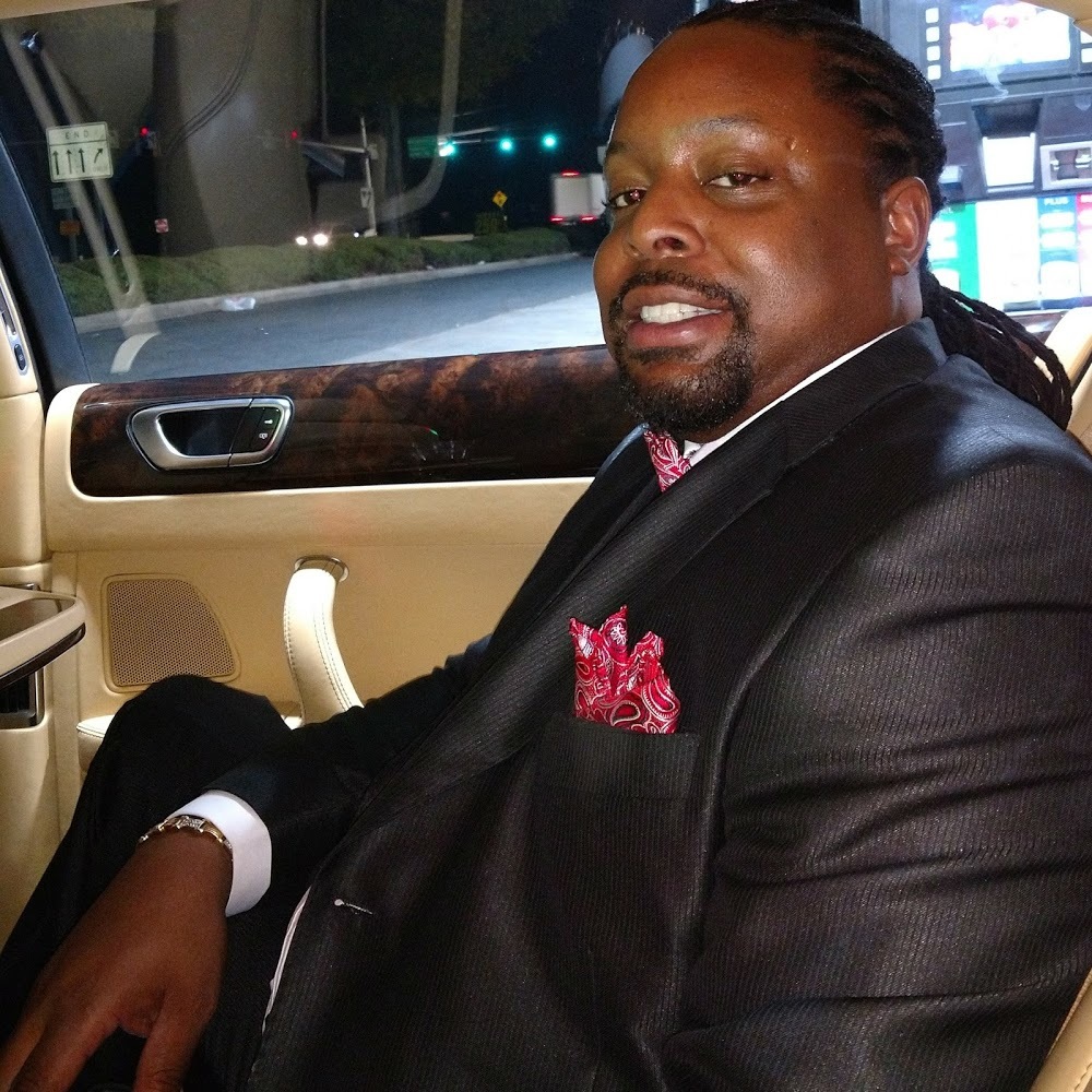 Meet your Posher, Carl